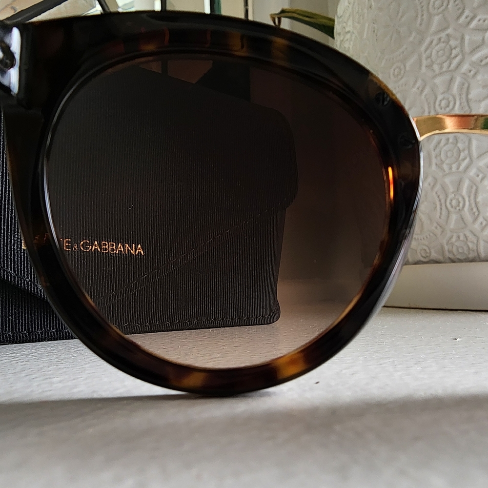 DOLCE & GABBANA DG4268 Havana Sunglasses w case - Picture 4 of 9